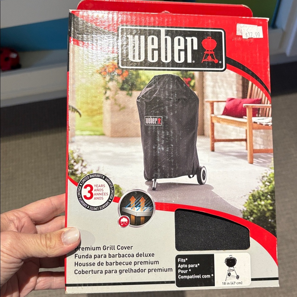 Weber Black Premium Grill Cover - new in box